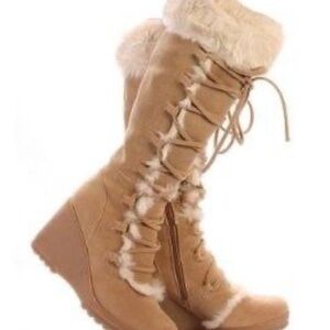 BearPaw Tan Lace Up Boots with Fur Trim